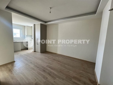 Spacious, bright 1+1 apartment with a large area of 65 m2, on the 2nd floor 1.5 kilometers from the beach, Gazipasa-id-2855-photo-3