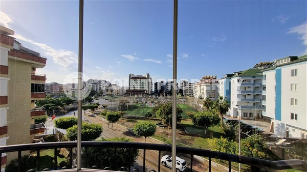 Ready-to-move-in apartment 2+1 250 meters from the sea, overlooking the park and tennis court in Oba, Alanya-id-2861-photo-4