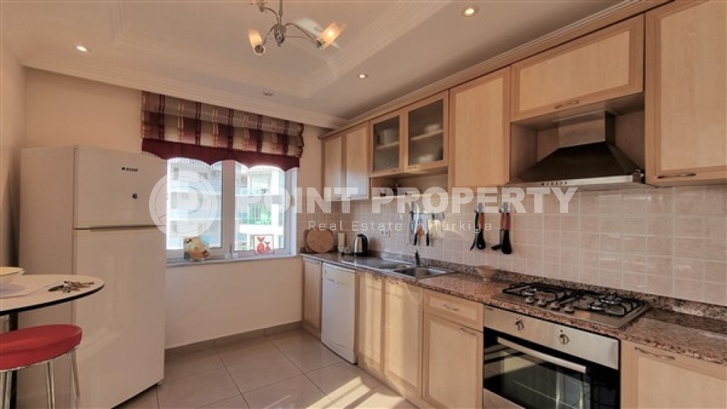 Ready-to-move-in apartment 2+1 250 meters from the sea, overlooking the park and tennis court in Oba, Alanya-id-2861-photo-10