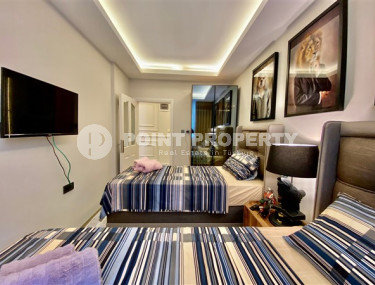 Huge 3+1, 135 m2 located in a five-story building near the central streets of Mahmutlar, Alanya-id-2862-photo-3