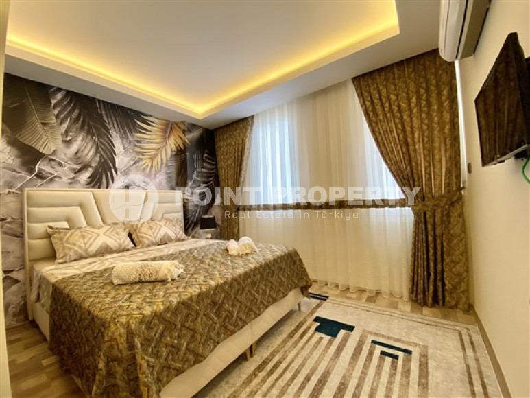 Huge 3+1, 135 m2 located in a five-story building near the central streets of Mahmutlar, Alanya-id-2862-photo-7