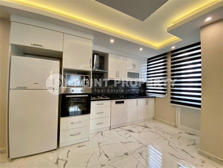 Huge 3+1, 135 m2 located in a five-story building near the central streets of Mahmutlar, Alanya-id-2862-photo-18