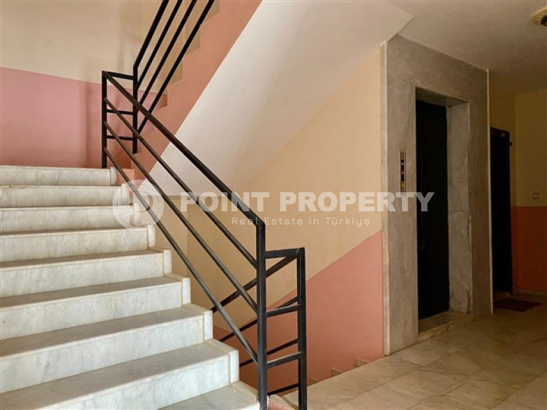 Huge 3+1, 135 m2 located in a five-story building near the central streets of Mahmutlar, Alanya-id-2862-photo-24