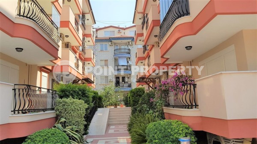 Вместительный трехкомнатный дуплекс 120 м² с выходом на крышу в уютном комплексе в районе Оба, Алания-id-2866-фото-2