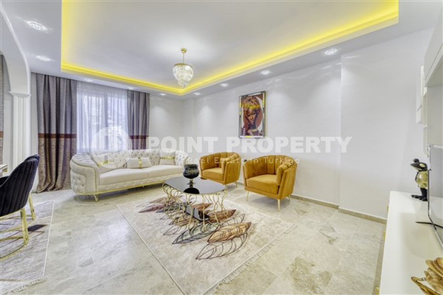 Three-room apartment on the first line of the sea in the Mahmutlar area, in a complex built in 2004, 120 m2-id-2871-photo-2