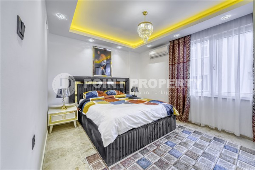 Three-room apartment on the first line of the sea in the Mahmutlar area, in a complex built in 2004, 120 m2-id-2871-photo-4