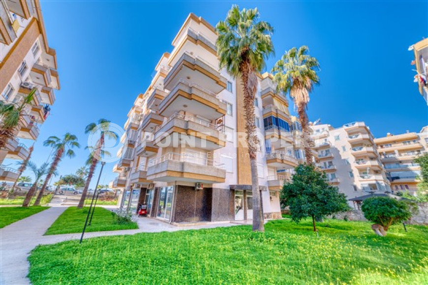 Three-room apartment on the first line of the sea in the Mahmutlar area, in a complex built in 2004, 120 m2-id-2871-photo-33