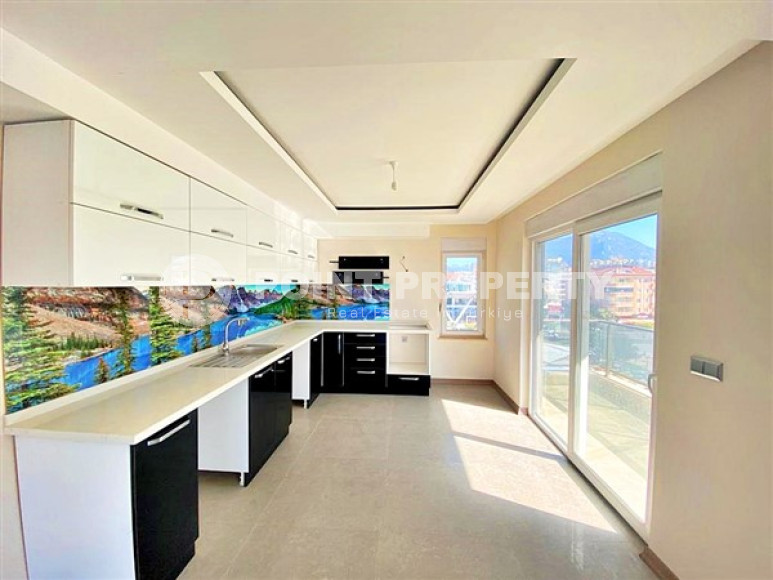 Просторный пятикомнатный дуплекс 240 м2, с чистовым ремонтом, в новом 5 этажном комплексе, Оба, Аланья-id-2878-фото-1