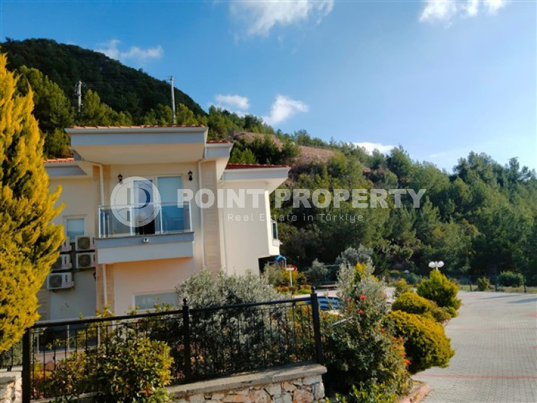 Two-storey spacious villa of 215 m² for citizenship, with stunning sunset views and two swimming pools, Alanya, Bektas district.-id-2879-photo-3