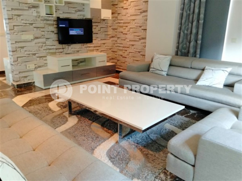 Two-storey spacious villa of 215 m² for citizenship, with stunning sunset views and two swimming pools, Alanya, Bektas district.-id-2879-photo-8