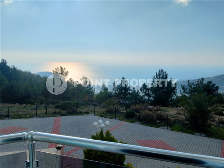 Two-storey spacious villa of 215 m² for citizenship, with stunning sunset views and two swimming pools, Alanya, Bektas district.-id-2879-photo-17