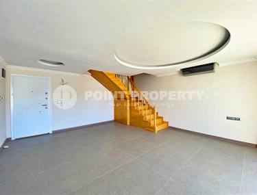 Compact 2+1 penthouse with good repair in Oba area, Alanya, 130 m2-id-2880-photo-3