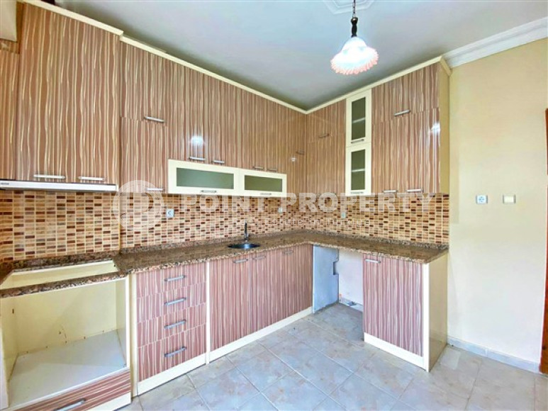 Просторная видовая квартира 120 м² с двумя спальнями и отдельной кухней, у моря, по привлекательной цене, район Инжекум, Алания-id-2883-фото-9