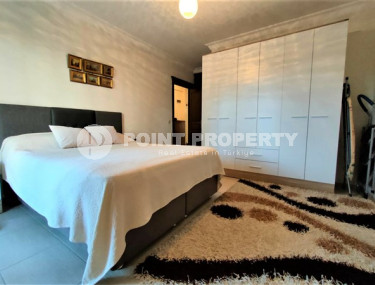 Большая, солнечная, меблированная квартира 2+1 с видом на горы, в одном из самых уютных уголков Тосмура, на набережной реки Димчай, Алания.-id-2884-фото-3