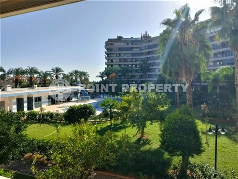 Большая, солнечная, меблированная квартира 2+1 с видом на горы, в одном из самых уютных уголков Тосмура, на набережной реки Димчай, Алания.-id-2884-фото-4