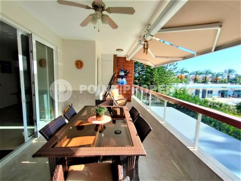 Большая, солнечная, меблированная квартира 2+1 с видом на горы, в одном из самых уютных уголков Тосмура, на набережной реки Димчай, Алания.-id-2884-фото-12