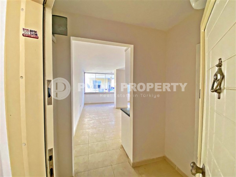 Modern 1+1 apartments on the second coastline and the main street of Mahmutlar, Alanya-id-2897-photo-3