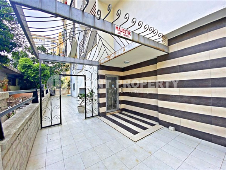 Modern 1+1 apartments on the second coastline and the main street of Mahmutlar, Alanya-id-2897-photo-21