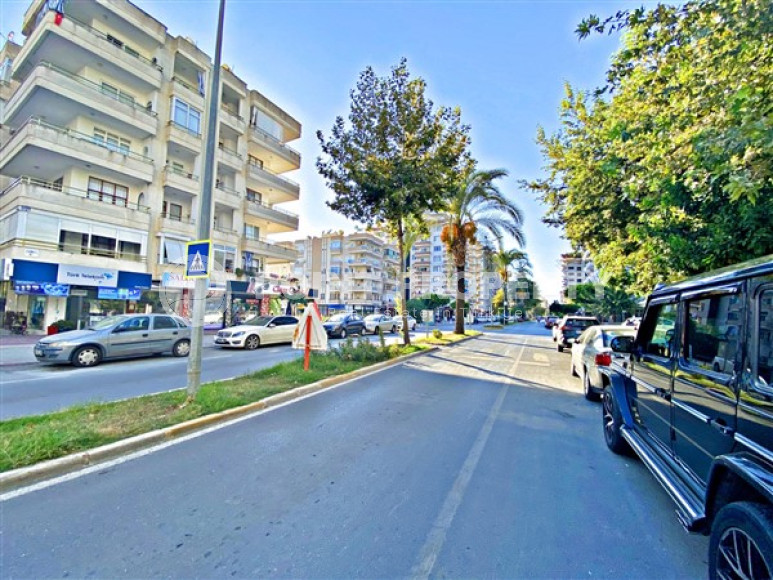 Modern 1+1 apartments on the second coastline and the main street of Mahmutlar, Alanya-id-2897-photo-22