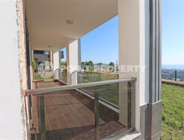 Трёхэтажная вилла в Кестеле под гражданство, с мебелью, Аланья-id-2902-фото-2