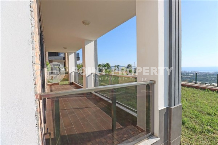 Трёхэтажная вилла в Кестеле под гражданство, с мебелью, Аланья-id-2902-фото-2