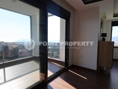 Трёхэтажная вилла в Кестеле под гражданство, с мебелью, Аланья-id-2902-фото-3