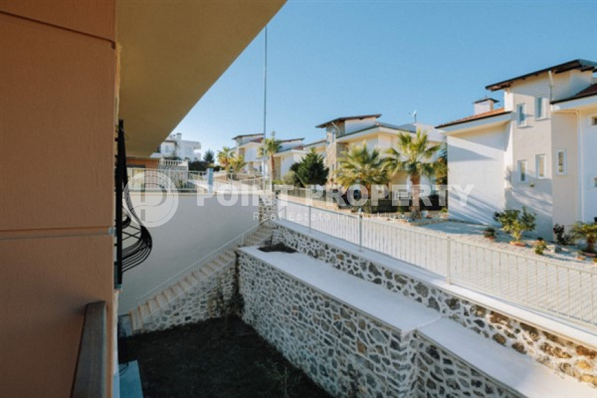 Респектабельная дуплексная вилла 230 м2 с земельным участком 400 м2, Каргыджак, Аланья-id-2907-фото-18