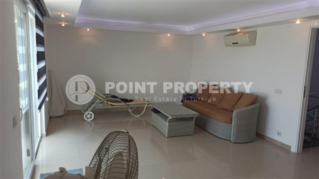 Огромная пятикомнатная квартира 230 м2 в районе Оба, Аланья, в 100 метрах от центра города-id-2910-фото-21