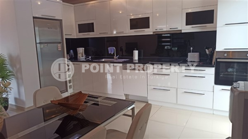 Огромная пятикомнатная квартира 230 м2 в районе Оба, Аланья, в 100 метрах от центра города-id-2910-фото-37