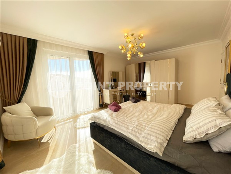 Luxurious apartment of 130 m² with expensive furnishings and sea views, Mahmutlar, Alanya-id-2912-photo-29