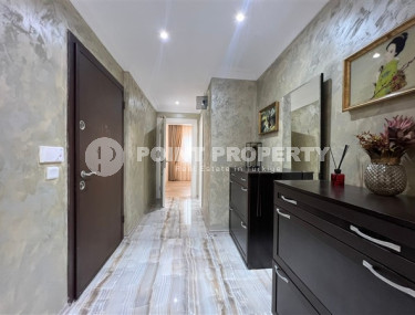 Apartment 2+1 with an interesting layout with a huge living room and sea views-id-2913-photo-2