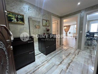 Apartment 2+1 with an interesting layout with a huge living room and sea views-id-2913-photo-4