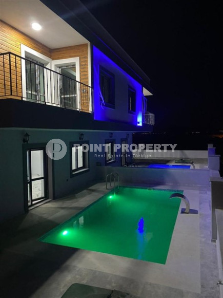 New 3+1 duplex villa with a swimming pool in Mersin for life and investment-id-2922-photo-4