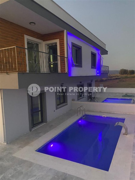 New 3+1 duplex villa with a swimming pool in Mersin for life and investment-id-2922-photo-7