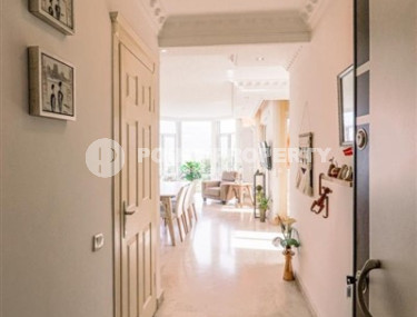 Милая трёхкомнатная квартира в районе Джикджилли  на 7 этаже комплекса 2014 года-id-2928-фото-3