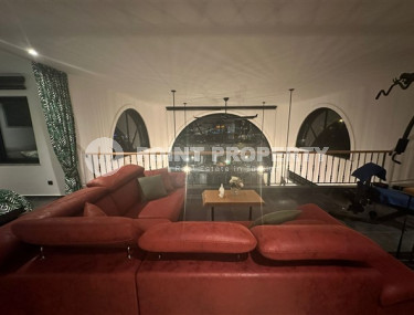 Изысканная 4+1 вилла с дизайнерским интерьером в районе Каргыджак, Аланья, большой площадью 515 м2-id-2929-фото-5