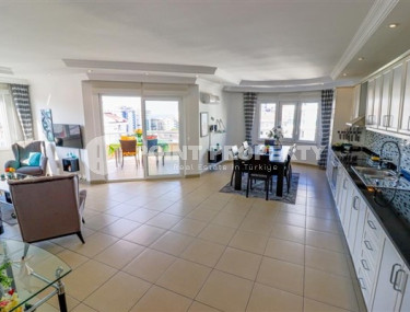 Светлая квартира 2+1 с мебелью, в доме 2005 года в районе Тосмур, Аланья, с небольшим айдатом-id-2930-фото-4