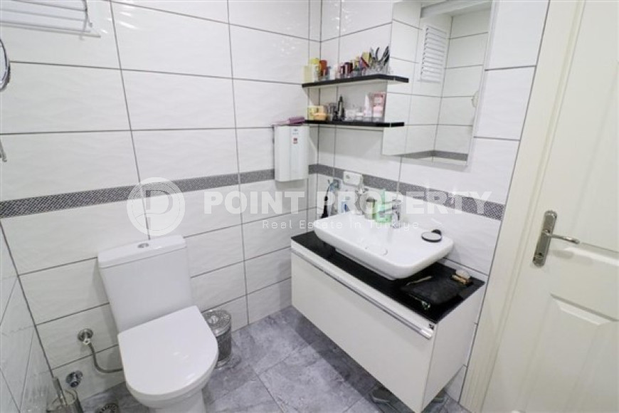 Светлая квартира 2+1 с мебелью, в доме 2005 года в районе Тосмур, Аланья, с небольшим айдатом-id-2930-фото-16