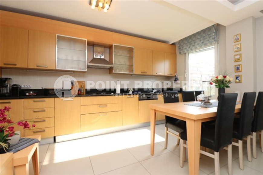 Атмосферный дуплекс с собственным выходом в сад в комплексе с большой ухоженной территорией, Джикджилли, Аланья-id-2932-фото-11