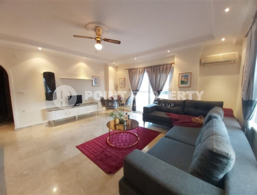 Cozy apartment with elegant furnishings, two bedrooms and mountain views, Cikcilli, Alanya-id-2933-photo-1