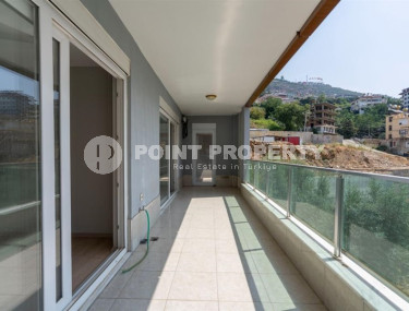 Luxury 3+1 apartment with an area of 165 m2 from the owner in the Hasbahce area, the center of Alanya, 450 meters from the historical center-id-1259-photo-2