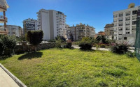 Beautiful 4+1 duplex in a high-rise complex 400 meters from the sea in the Mahmutlar area-id-2938-photo-2
