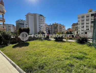 Beautiful 4+1 duplex in a high-rise complex 400 meters from the sea in the Mahmutlar area-id-2938-photo-2