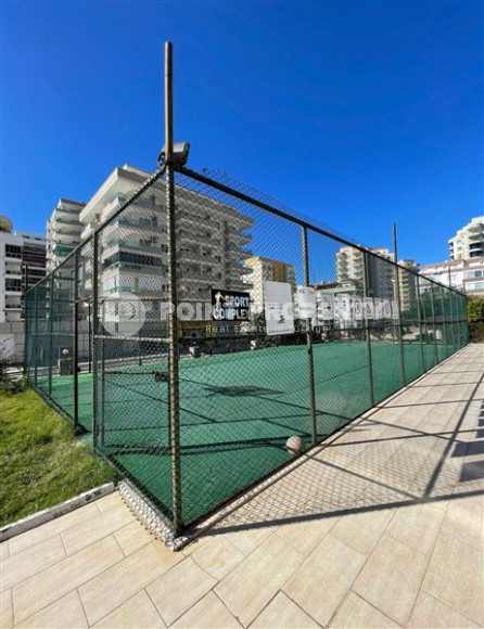 Beautiful 4+1 duplex in a high-rise complex 400 meters from the sea in the Mahmutlar area-id-2938-photo-3