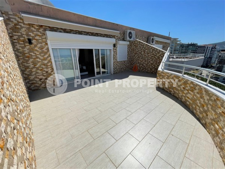 Beautiful 4+1 duplex in a high-rise complex 400 meters from the sea in the Mahmutlar area-id-2938-photo-6