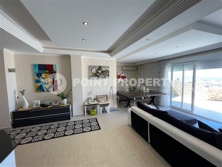 Beautiful 4+1 duplex in a high-rise complex 400 meters from the sea in the Mahmutlar area-id-2938-photo-9