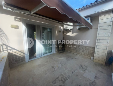 Компактная вилла 160 м² с двумя спальнями и инфраструктурой, недалеко от центра города, Джикджилли, Аланья-id-2940-фото-3