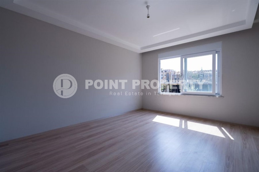 Luxury 3+1 apartment with an area of 165 m2 from the owner in the Hasbahce area, the center of Alanya, 450 meters from the historical center-id-1259-photo-14