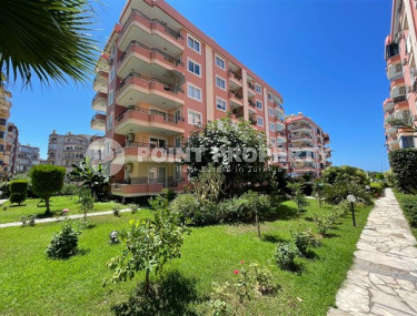 Three-room apartment 2+1 with expensive renovation on the first coastline, Mahmutlar, Alanya-id-2946-photo-3