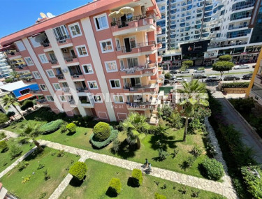 Three-room apartment 2+1 with expensive renovation on the first coastline, Mahmutlar, Alanya-id-2946-photo-5